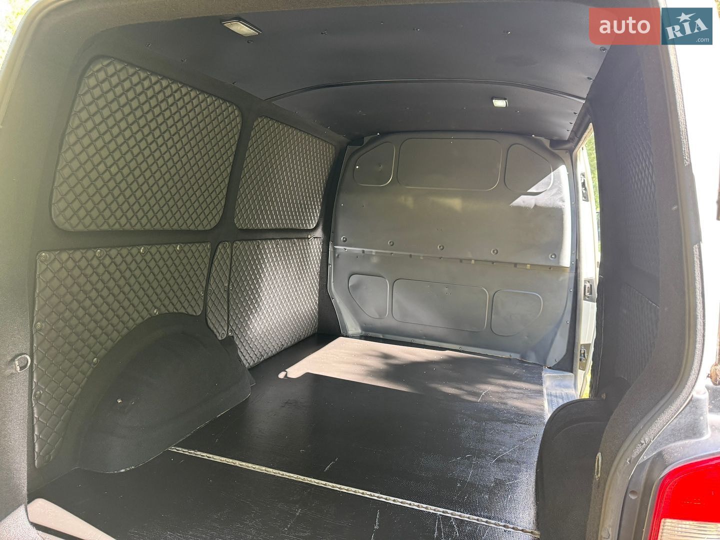 Volkswagen Transporter 2005 VIN WV1ZZZ7HZ6H074369 фото оголошення 14 з 14