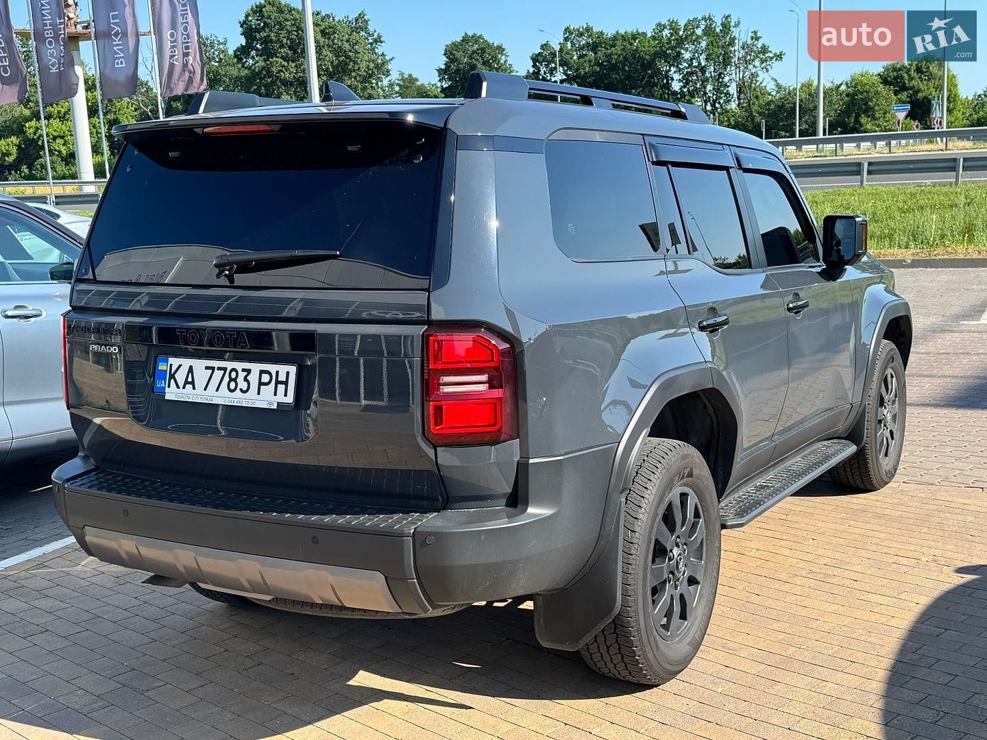 Toyota Land Cruiser Prado 2025 VIN JTEAR3AJ60K019252 фото оголошення 6 з 13