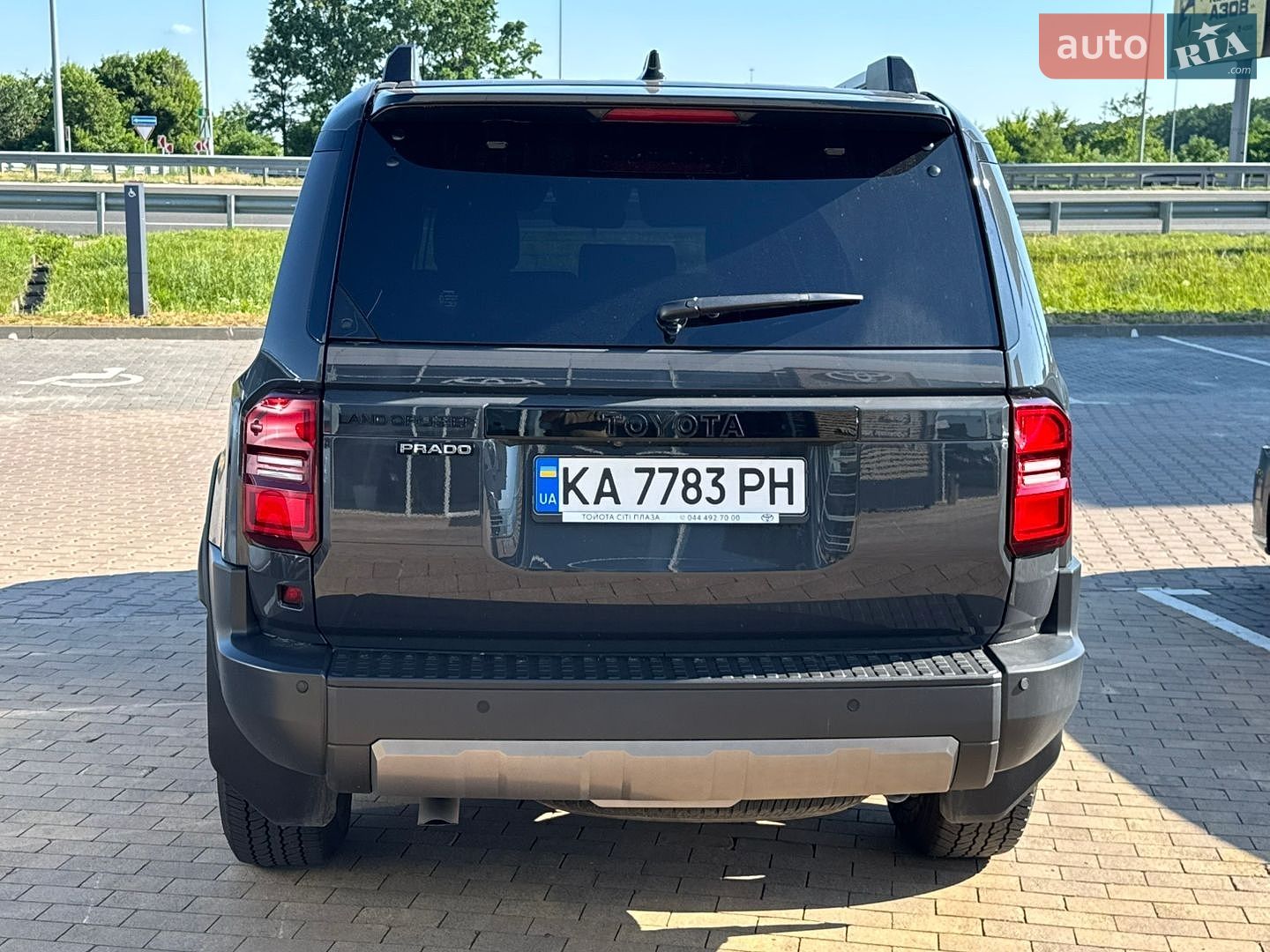 Toyota Land Cruiser Prado 2025 VIN JTEAR3AJ60K019252 фото оголошення 11 з 13