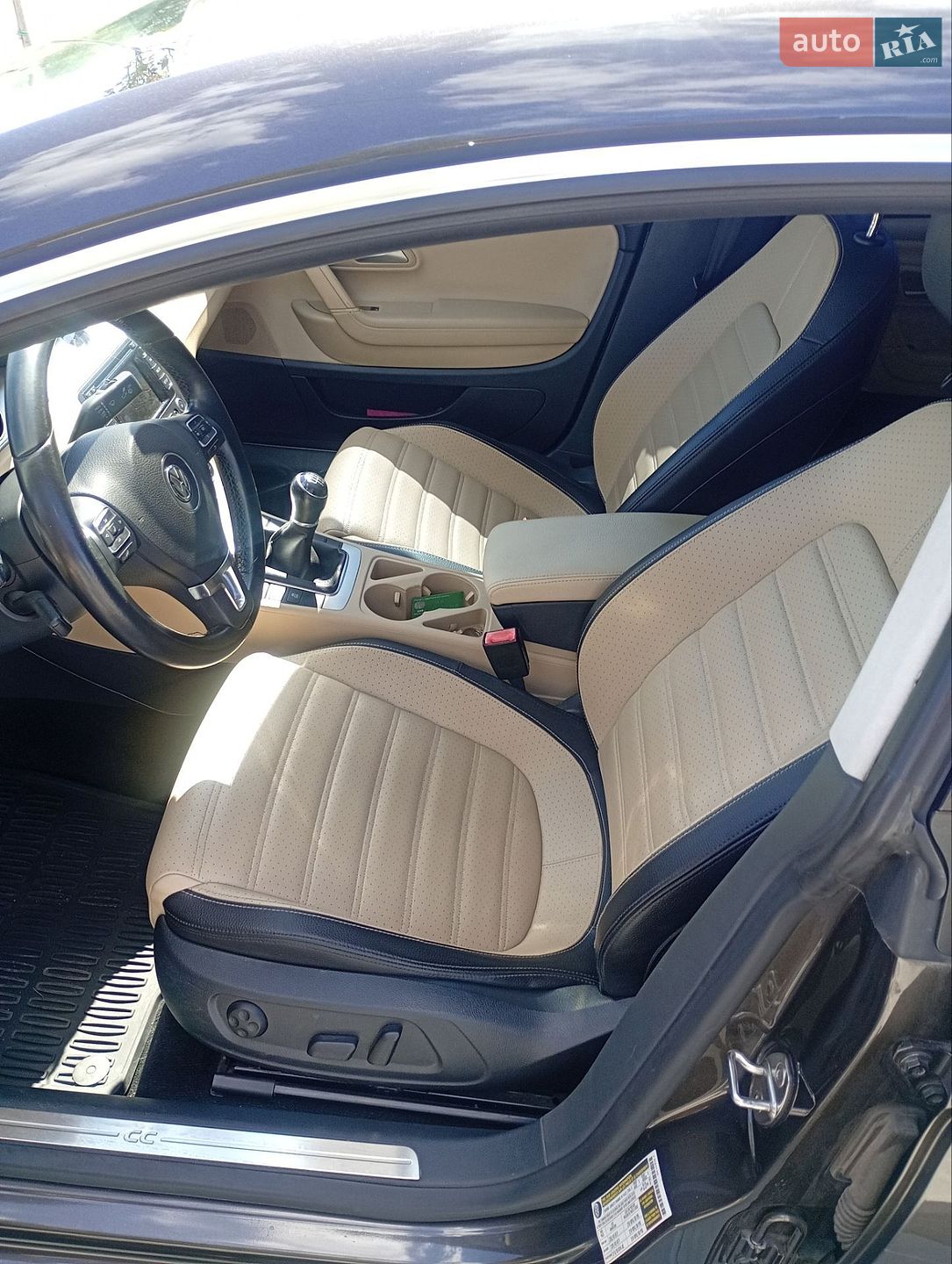 Volkswagen CC / Passat CC 2014 VIN WVWAP7AN0EE528764 фото оголошення 17 з 19