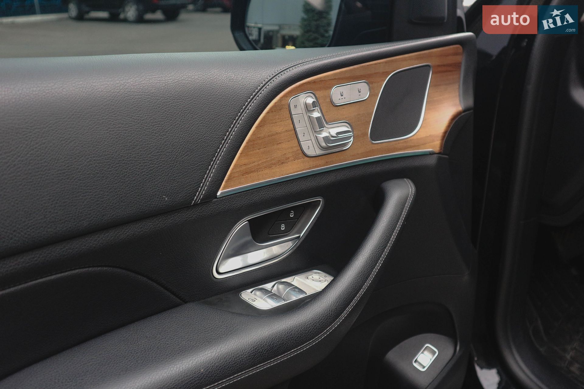 Mercedes-Benz GLE-Class 2020 VIN W1N1671171A253406 фото оголошення 28 з 46