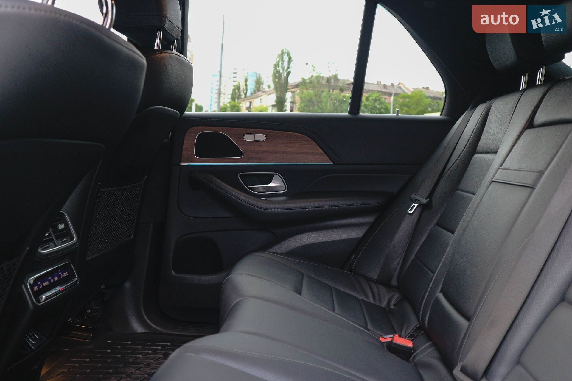 Mercedes-Benz GLE-Class 2020 VIN W1N1671171A253406 фото оголошення 42 з 46