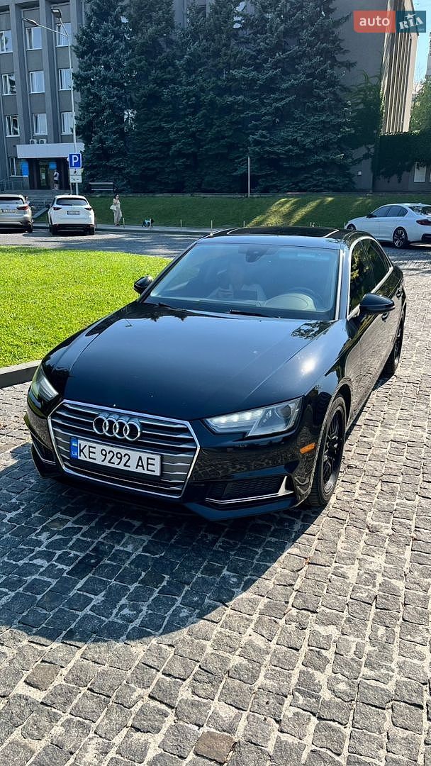 Audi A4 2018 VIN WAUGMAF44KA016876 фото оголошення 10 з 15