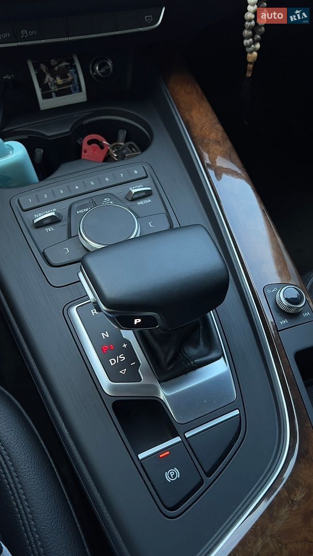 Audi A4 2018 VIN WAUGMAF44KA016876 фото оголошення 13 з 15
