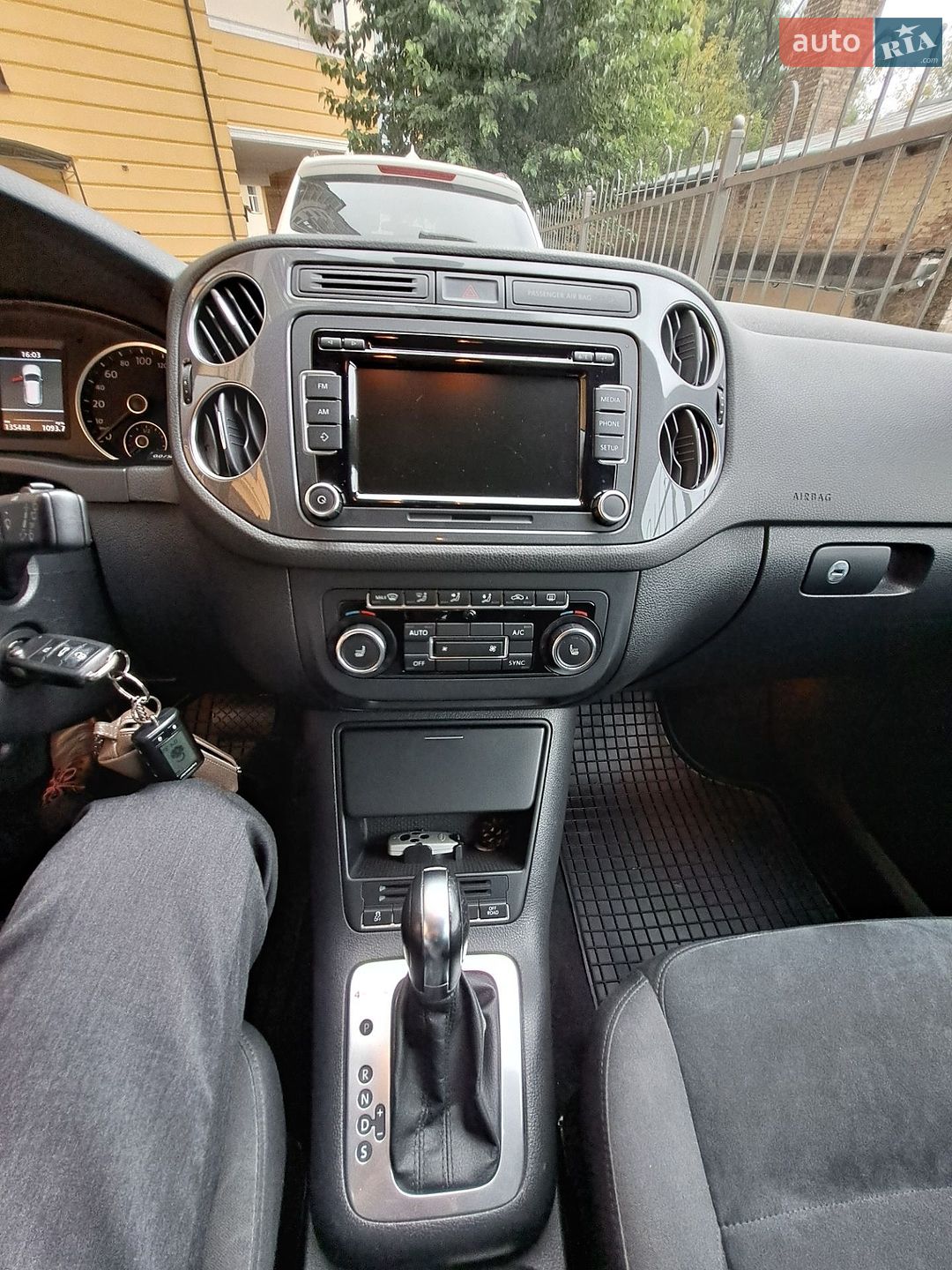 Volkswagen Tiguan 2013 VIN WVGZZZ5NZEW037369 фото оголошення 16 з 25
