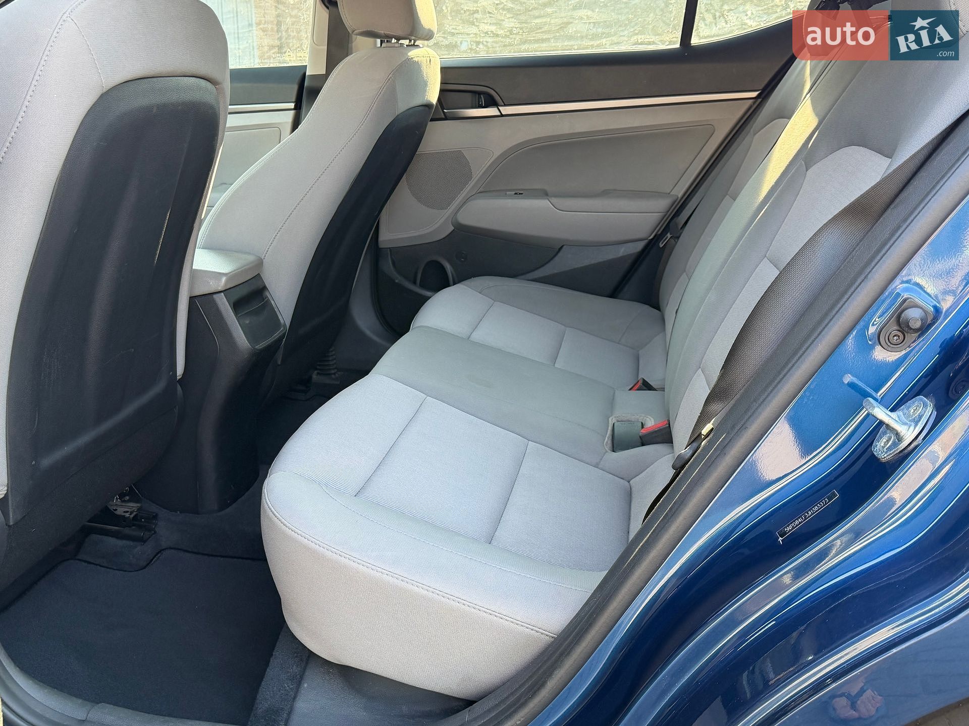 Hyundai Elantra 2018 VIN 5NPD84LF3JH383373 фото оголошення 16 з 17