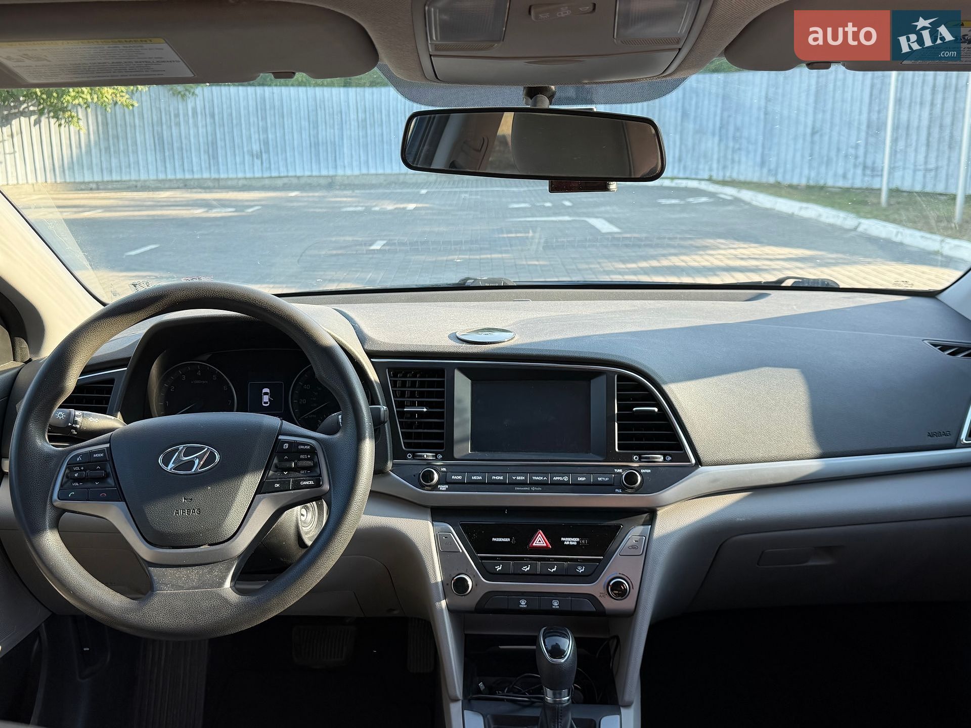 Hyundai Elantra 2018 VIN 5NPD84LF3JH383373 фото оголошення 14 з 17