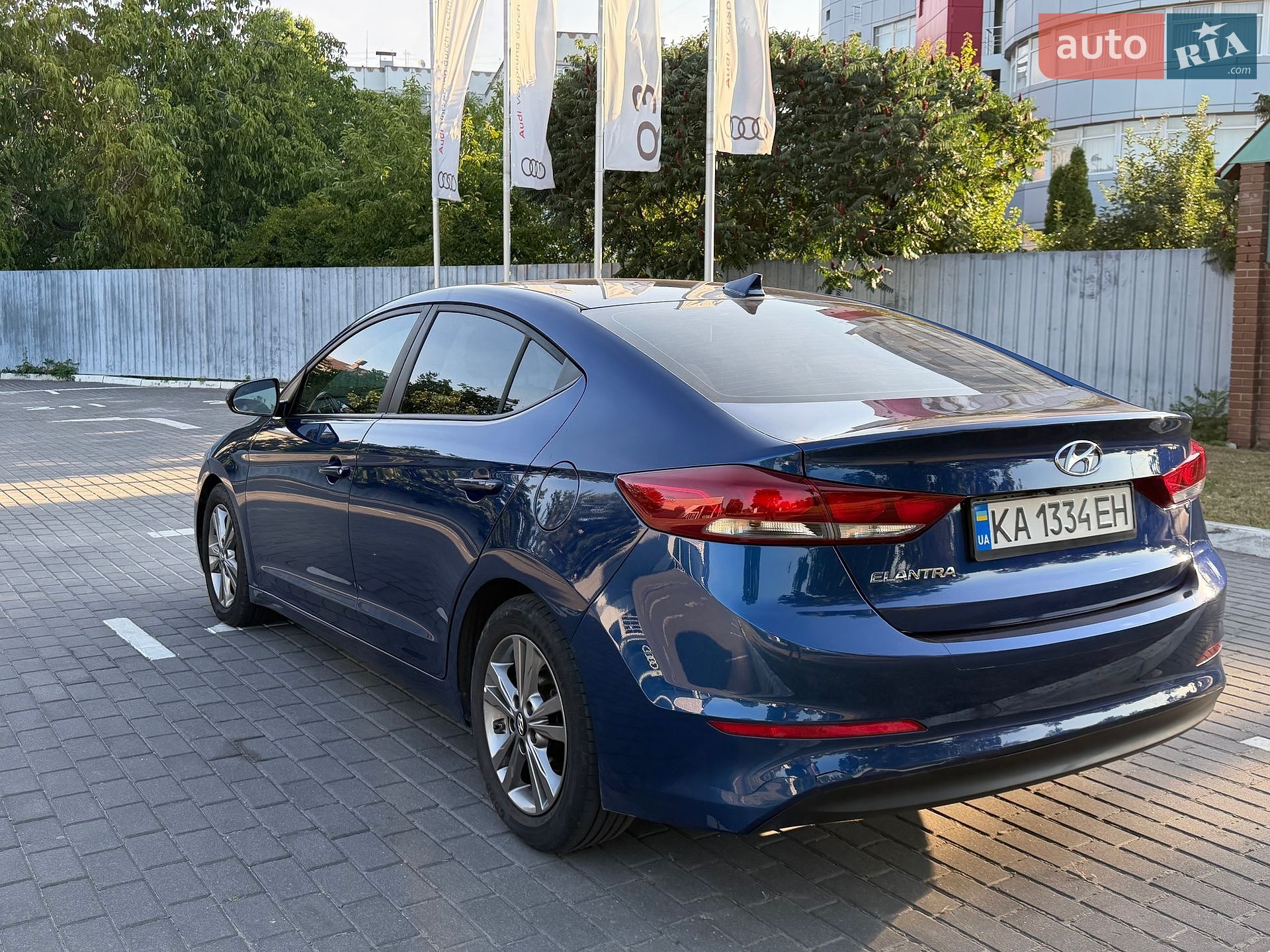 Hyundai Elantra 2018 VIN 5NPD84LF3JH383373 фото оголошення 6 з 17
