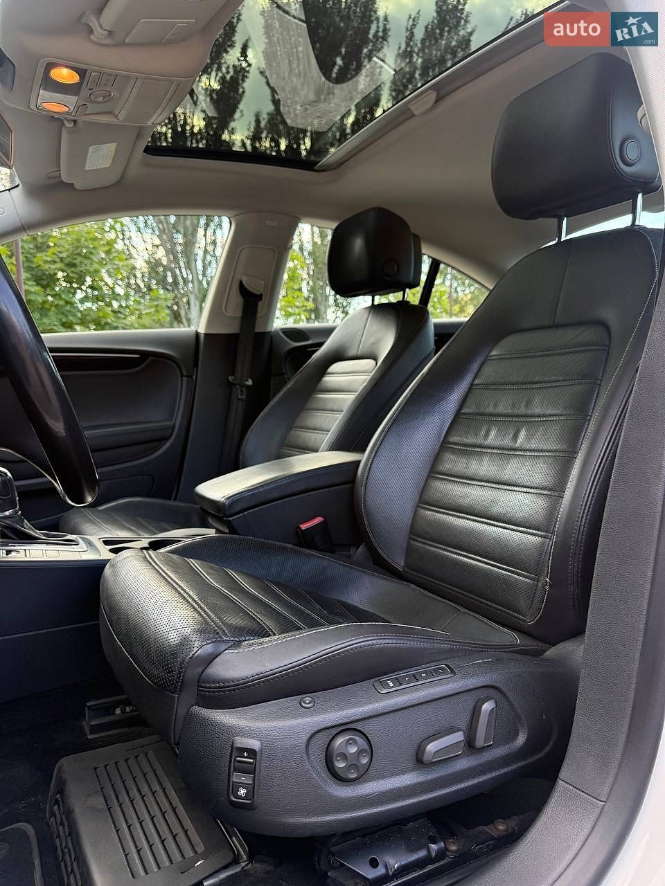 Volkswagen CC / Passat CC 2013 VIN WVWGU7AN8DE562856 фото оголошення 31 з 40