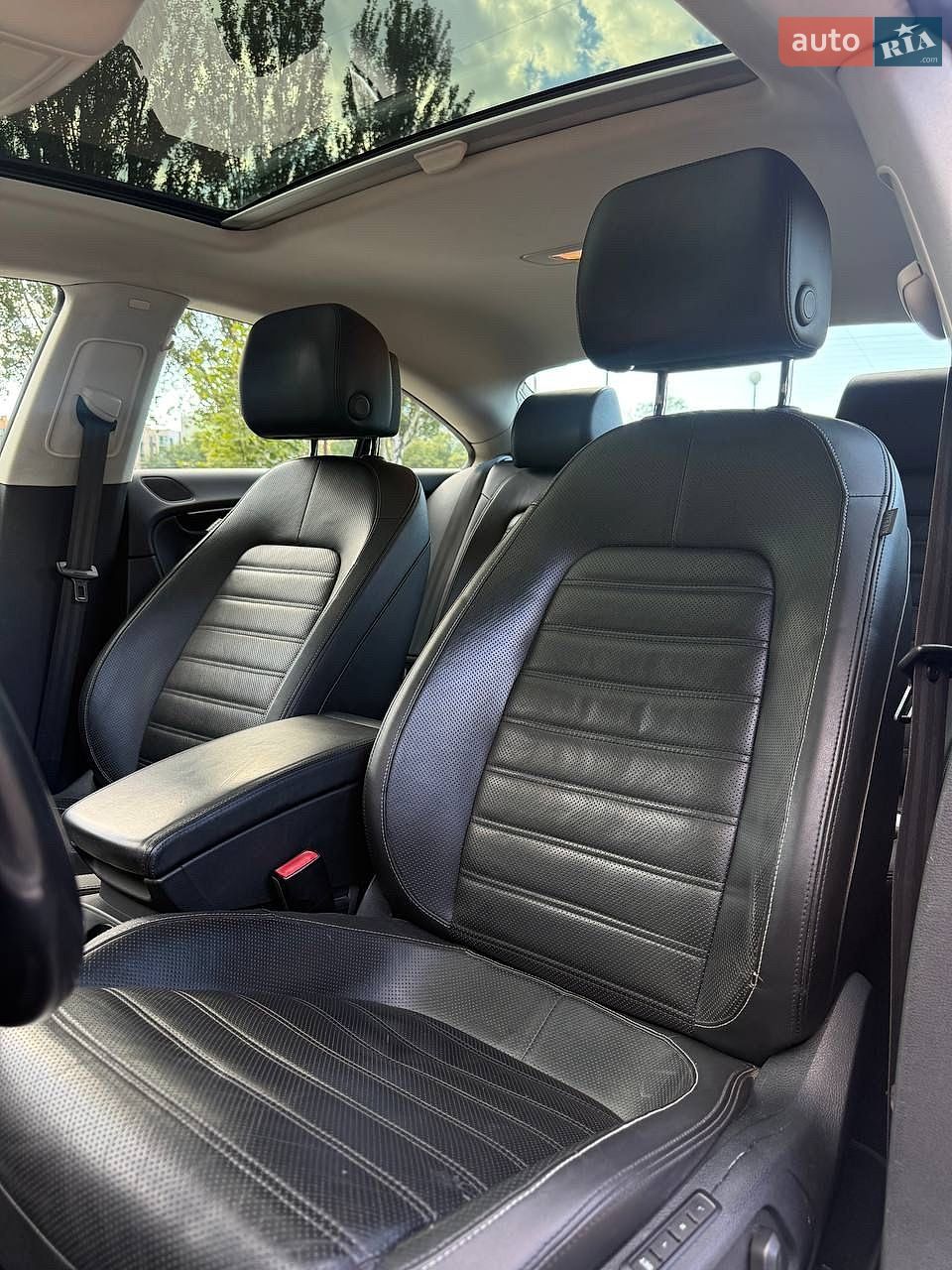 Volkswagen CC / Passat CC 2013 VIN WVWGU7AN8DE562856 фото оголошення 33 з 40