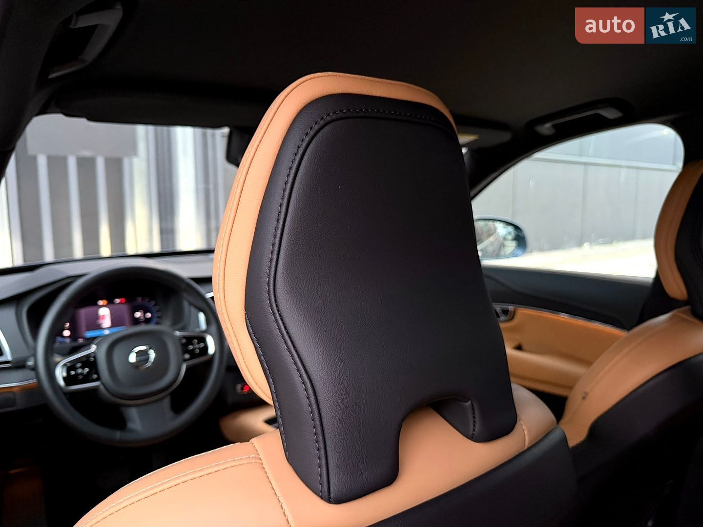 Volvo XC90 2024 VIN YV1LFM1V1S1318312 фото оголошення 38 з 68