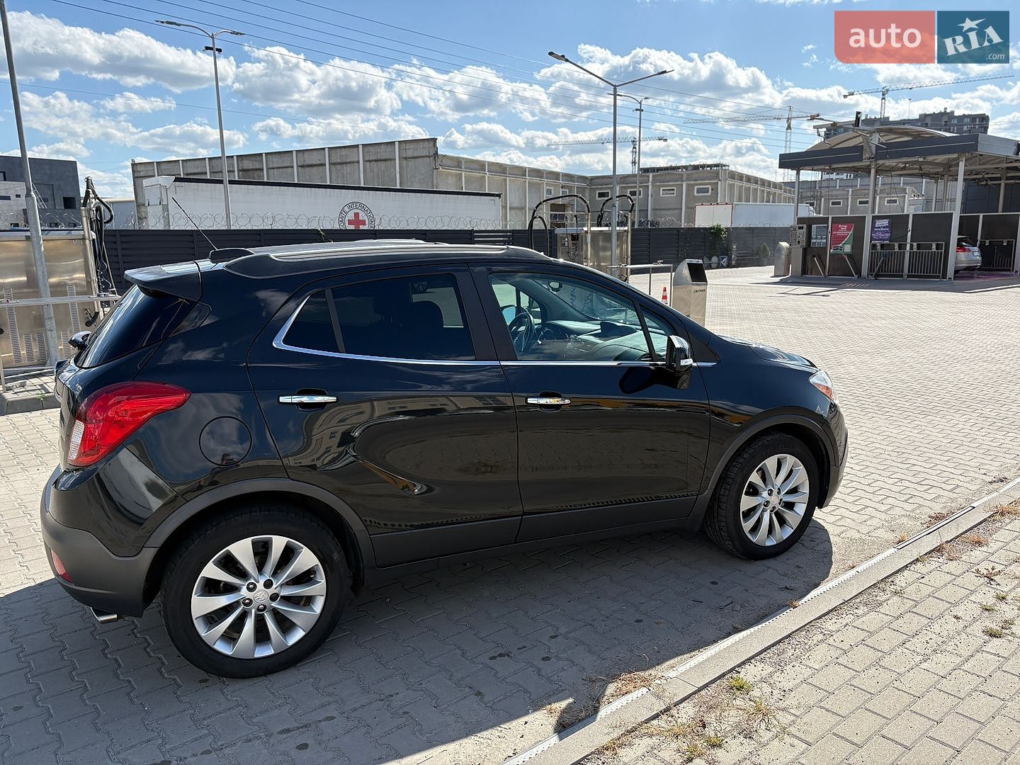 Buick Encore 2015 VIN KL4CJCSB0FB178525 фото оголошення 8 з 25