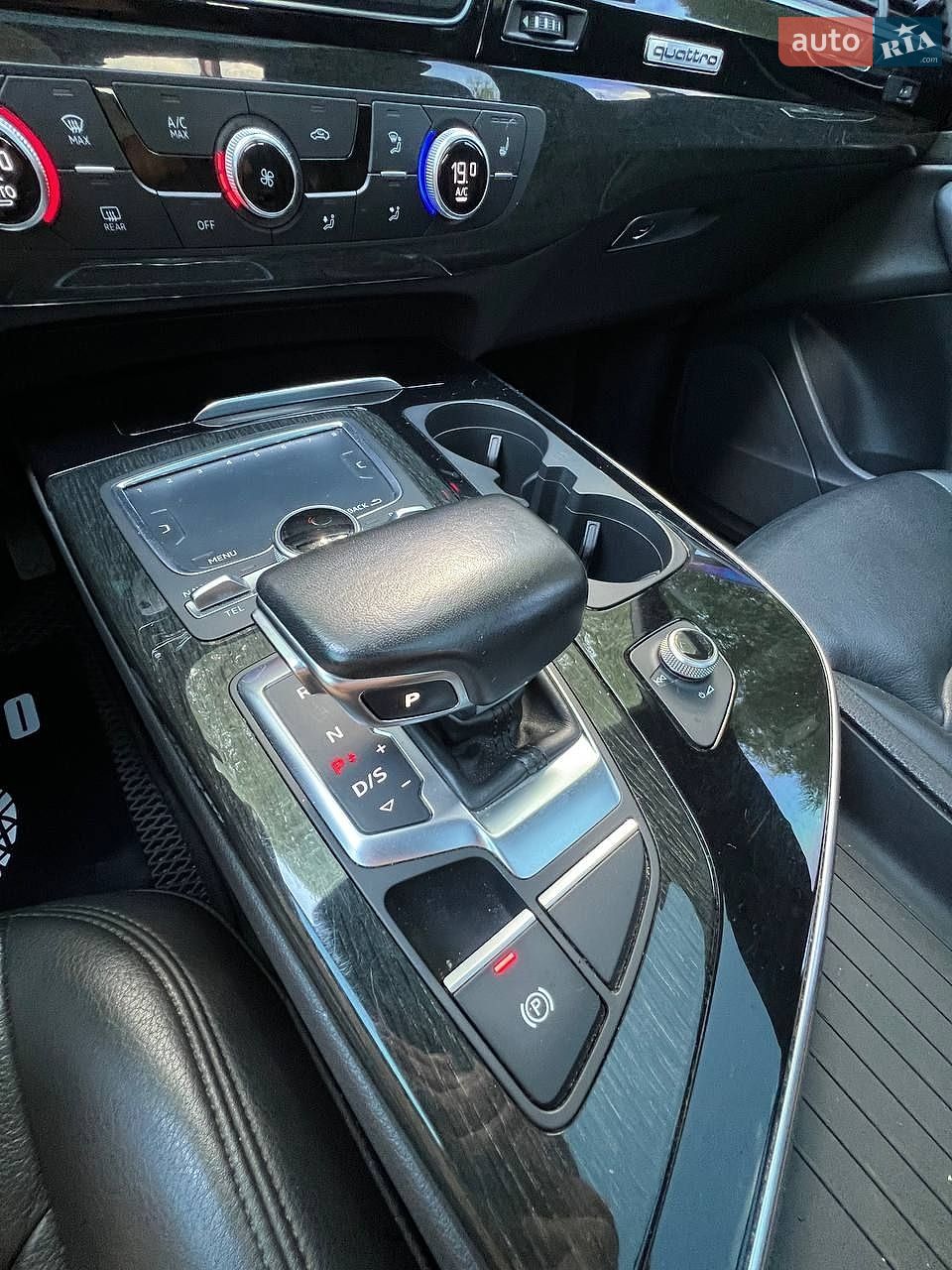 Audi Q7 2017 VIN WA1AHAF71HD046216 фото оголошення 27 з 41