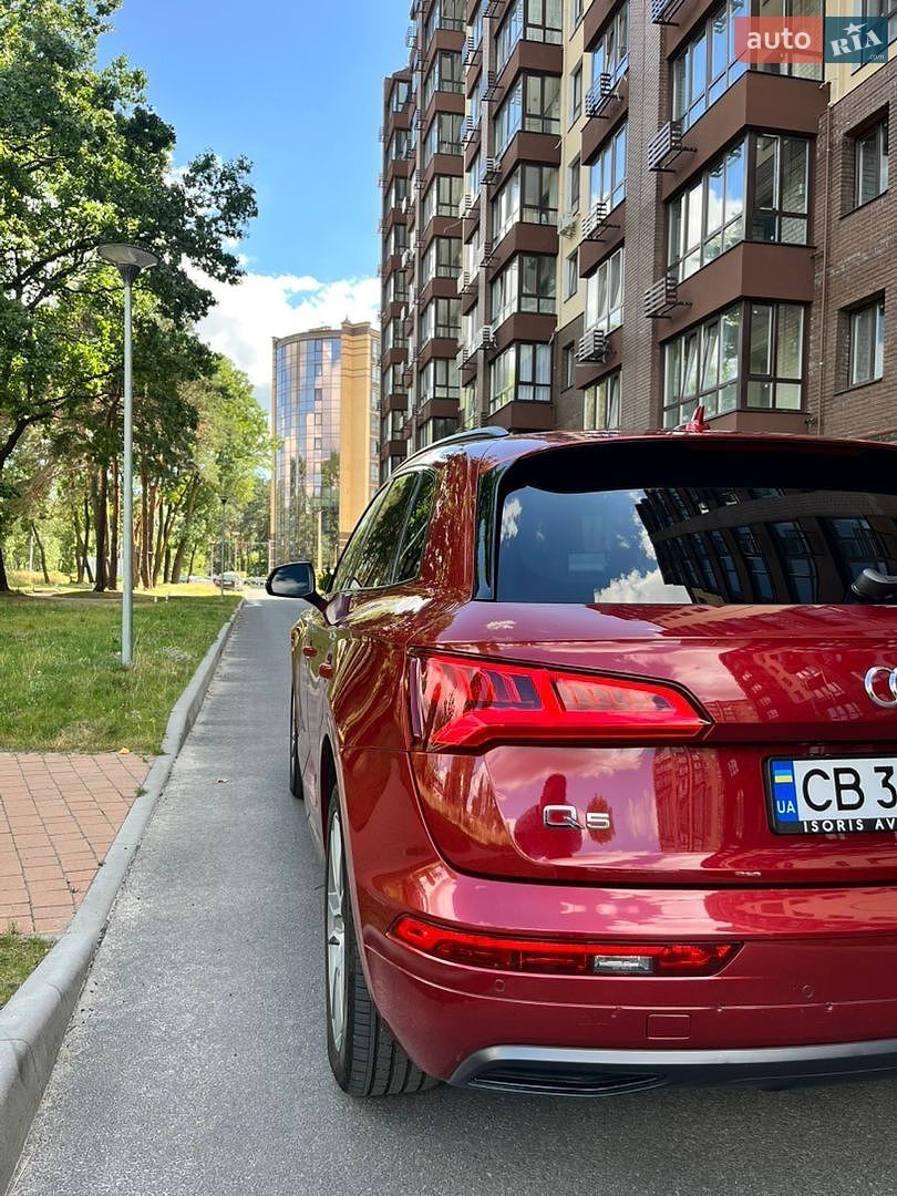 Audi Q5 2019 VIN WA1BNAFY0K2090894 фото оголошення 12 з 40