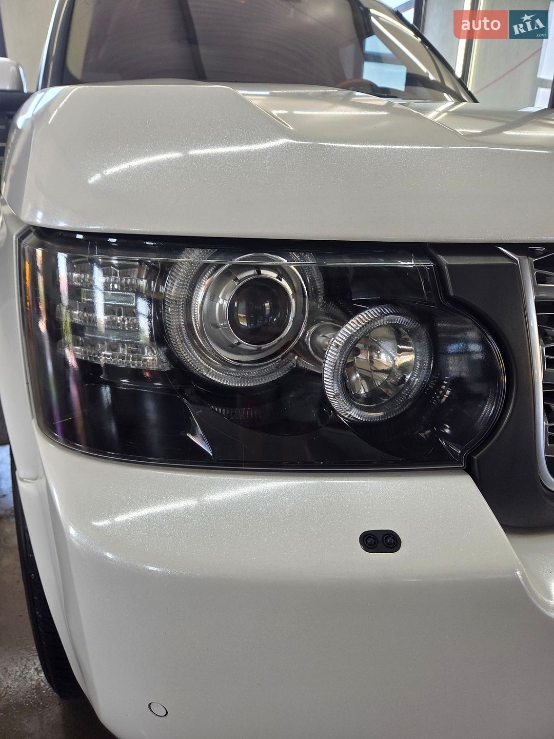 Land Rover Range Rover 2011 VIN SALLMAME4BA357272 фото оголошення 3 з 17