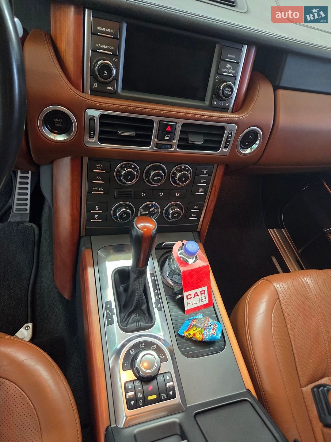 Land Rover Range Rover 2011 VIN SALLMAME4BA357272 фото оголошення 13 з 17