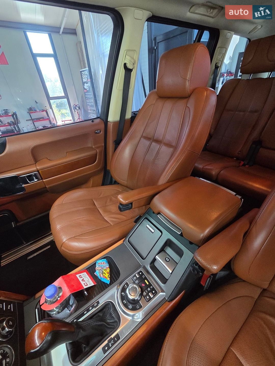 Land Rover Range Rover 2011 VIN SALLMAME4BA357272 фото оголошення 12 з 17