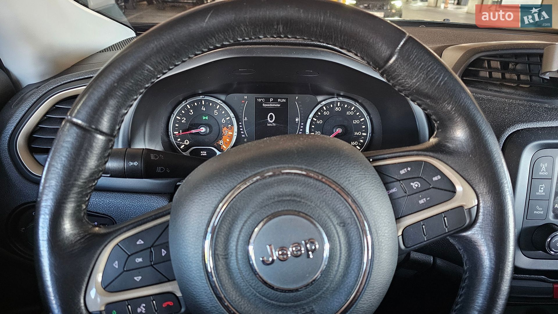 Jeep Renegade 2017 VIN ZACCJABB7HPF31975 фото оголошення 14 з 15