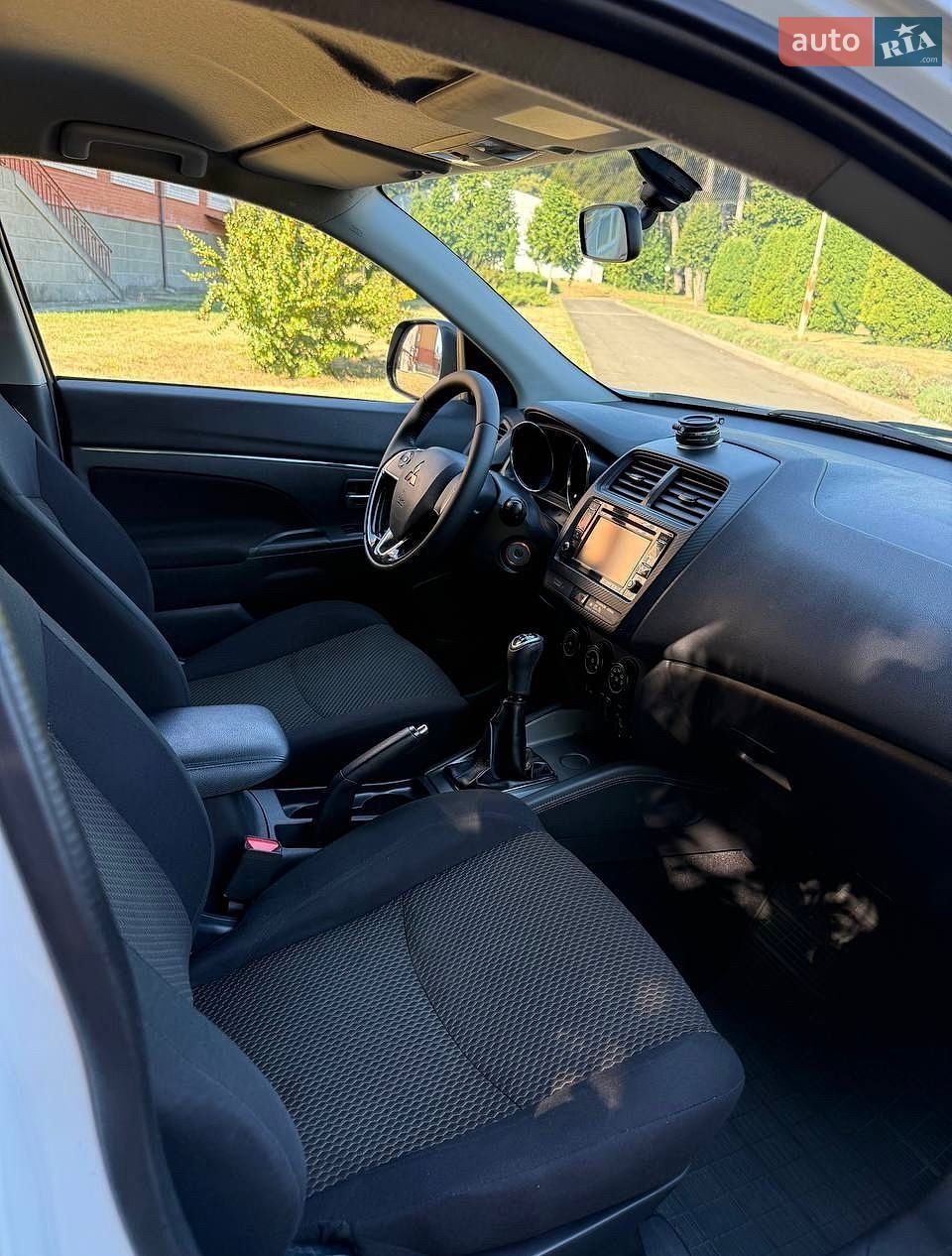 Mitsubishi ASX 2019 VIN JMBXNGA1WLU000281 фото оголошення 25 з 43