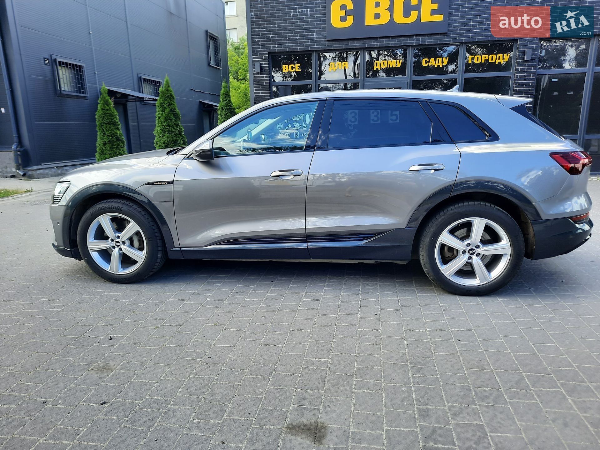 Audi e-tron 2021 VIN WAUZZZGE8MB043009 фото оголошення 17 з 83