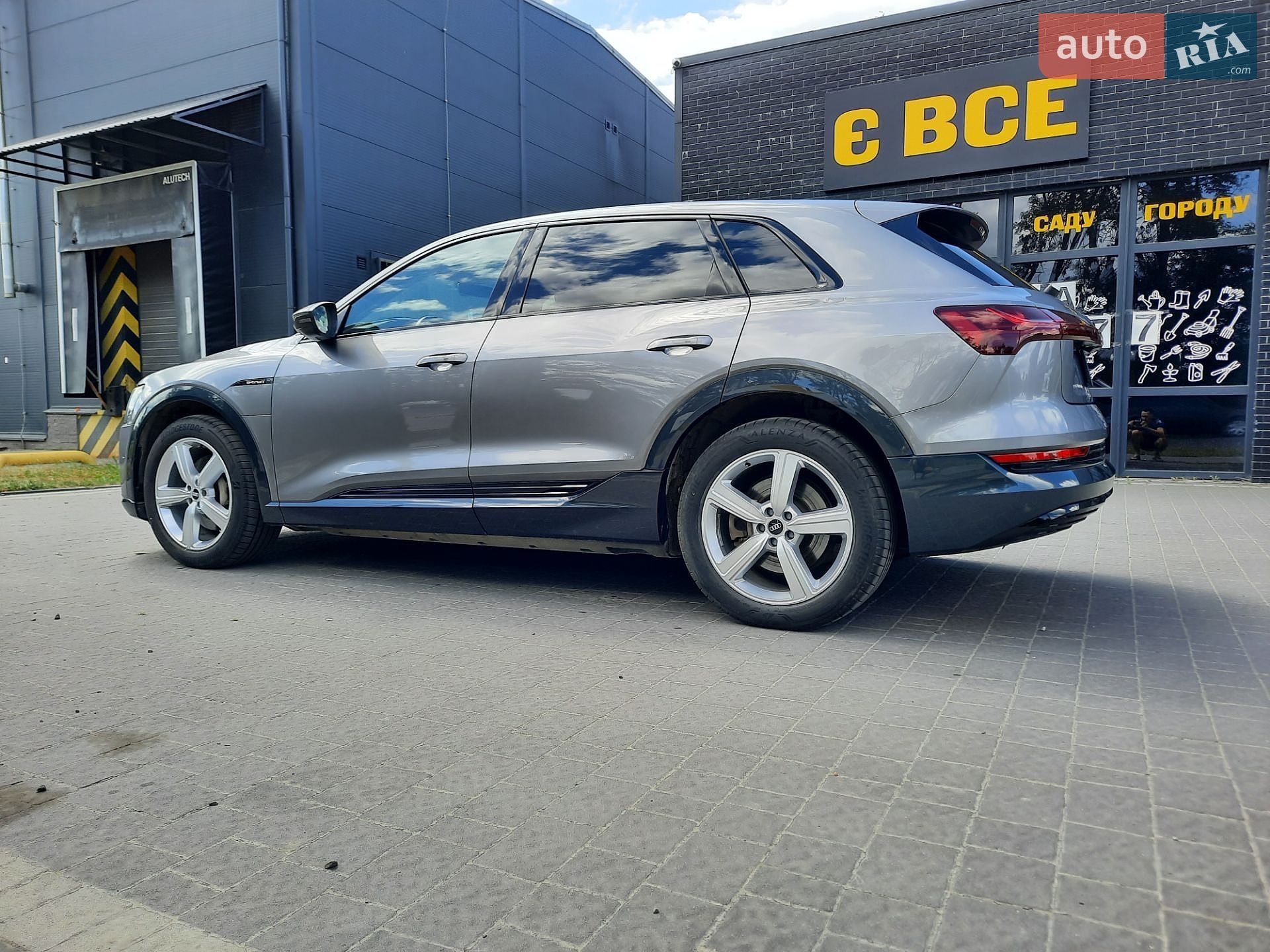 Audi e-tron 2021 VIN WAUZZZGE8MB043009 фото оголошення 20 з 83