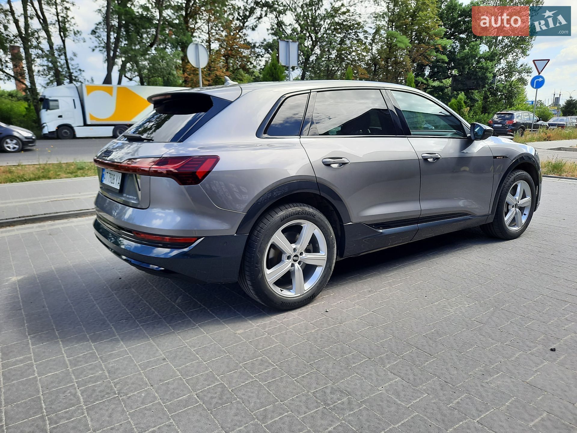 Audi e-tron 2021 VIN WAUZZZGE8MB043009 фото оголошення 34 з 83