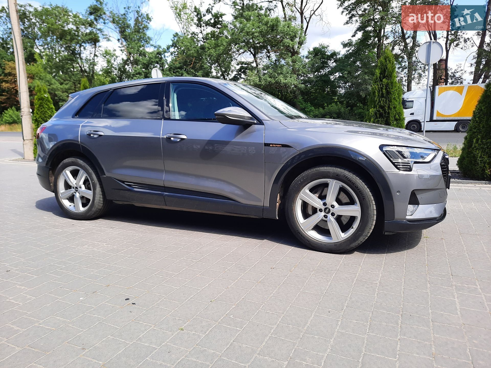 Audi e-tron 2021 VIN WAUZZZGE8MB043009 фото оголошення 40 з 83