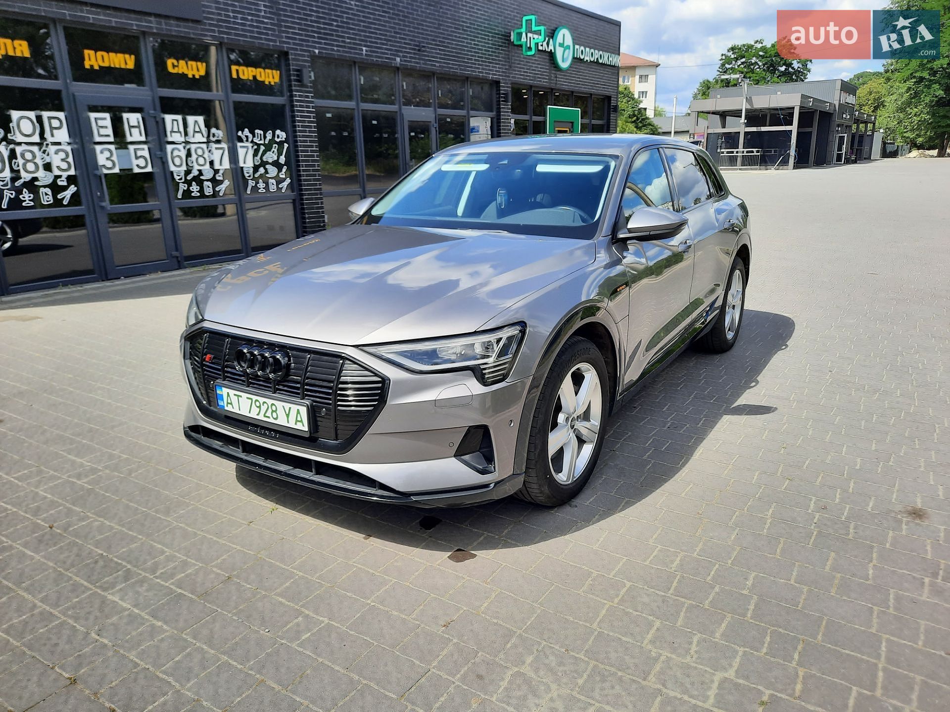 Audi e-tron 2021 VIN WAUZZZGE8MB043009 фото оголошення 6 з 83