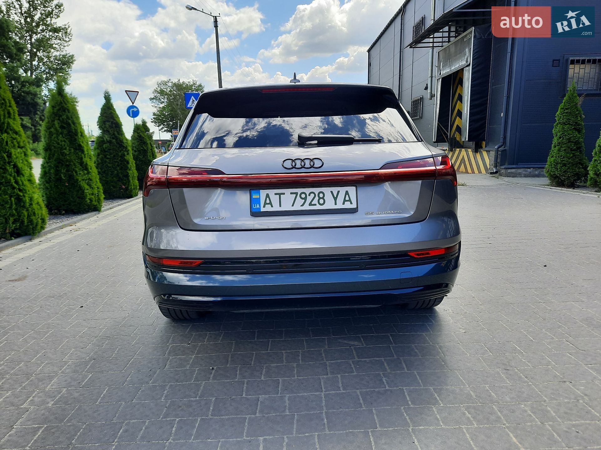 Audi e-tron 2021 VIN WAUZZZGE8MB043009 фото оголошення 28 з 83