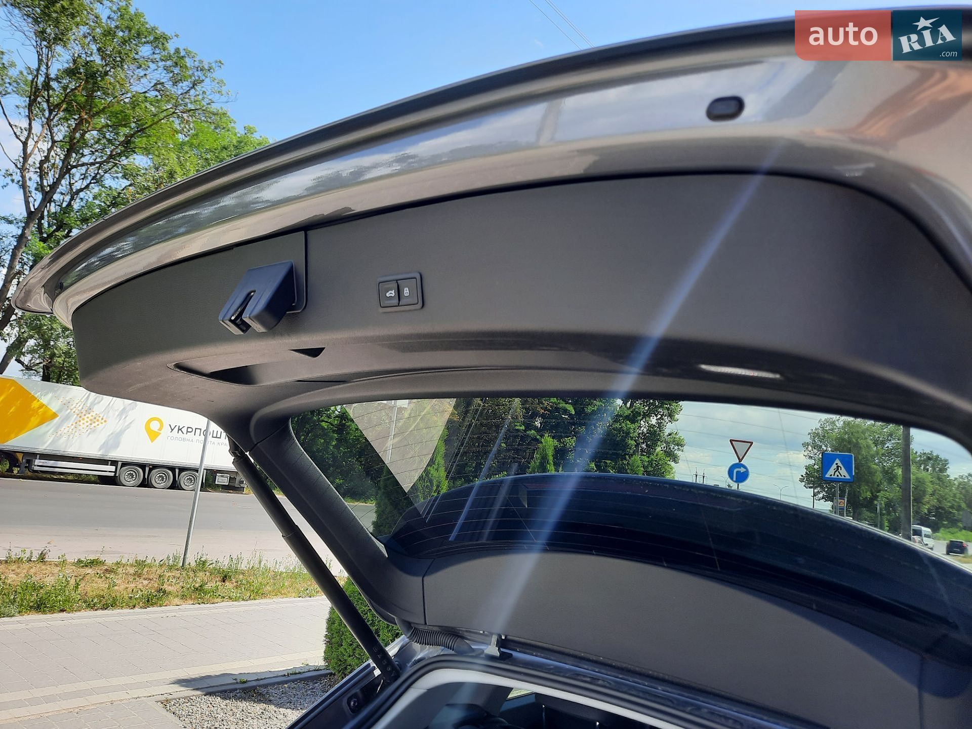 Audi e-tron 2021 VIN WAUZZZGE8MB043009 фото оголошення 59 з 83