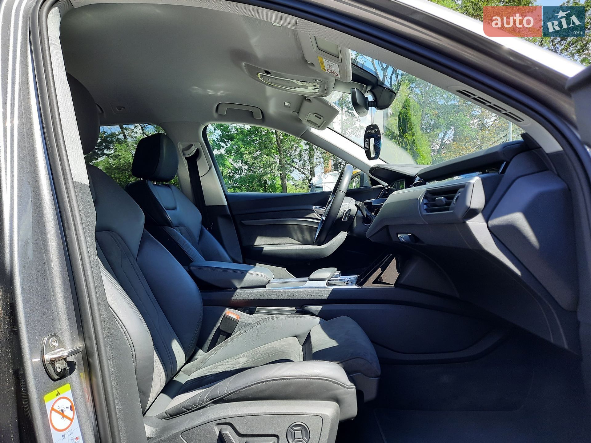 Audi e-tron 2021 VIN WAUZZZGE8MB043009 фото оголошення 63 з 83