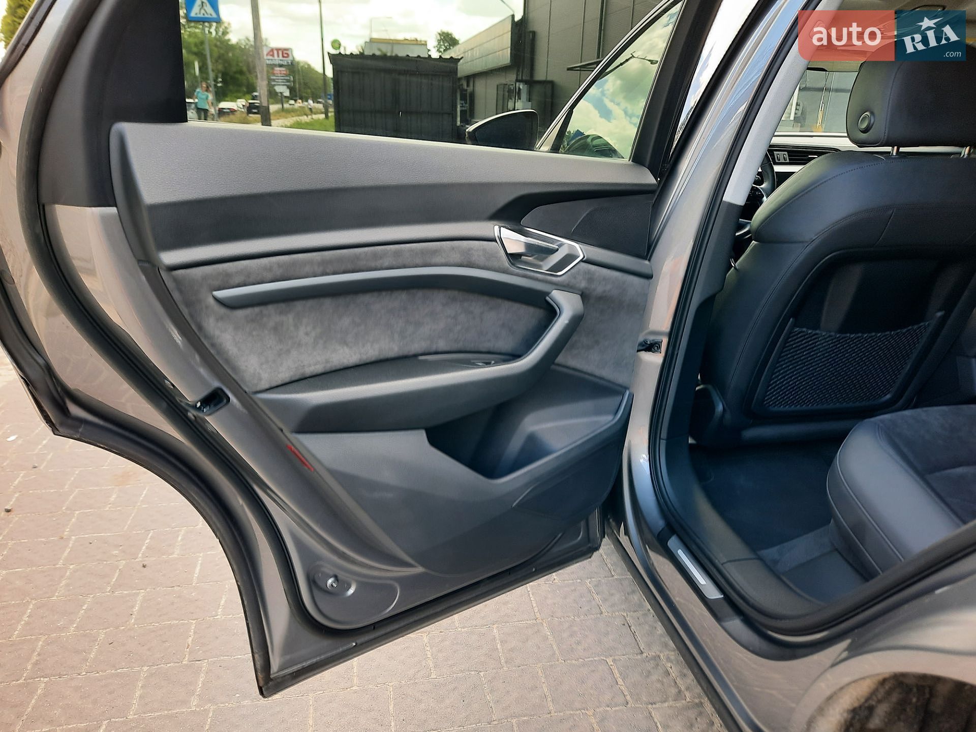 Audi e-tron 2021 VIN WAUZZZGE8MB043009 фото оголошення 52 з 83