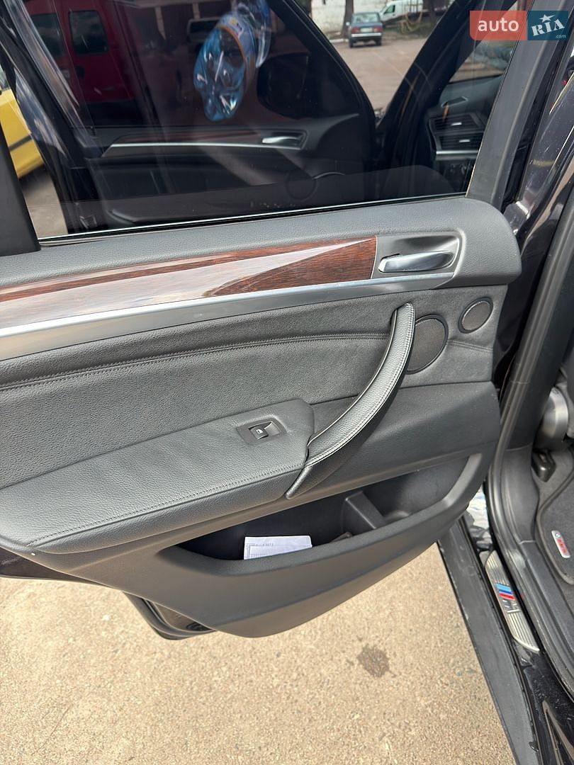 BMW X5 2012 VIN WBAZW41060L844423 фото оголошення 17 з 26
