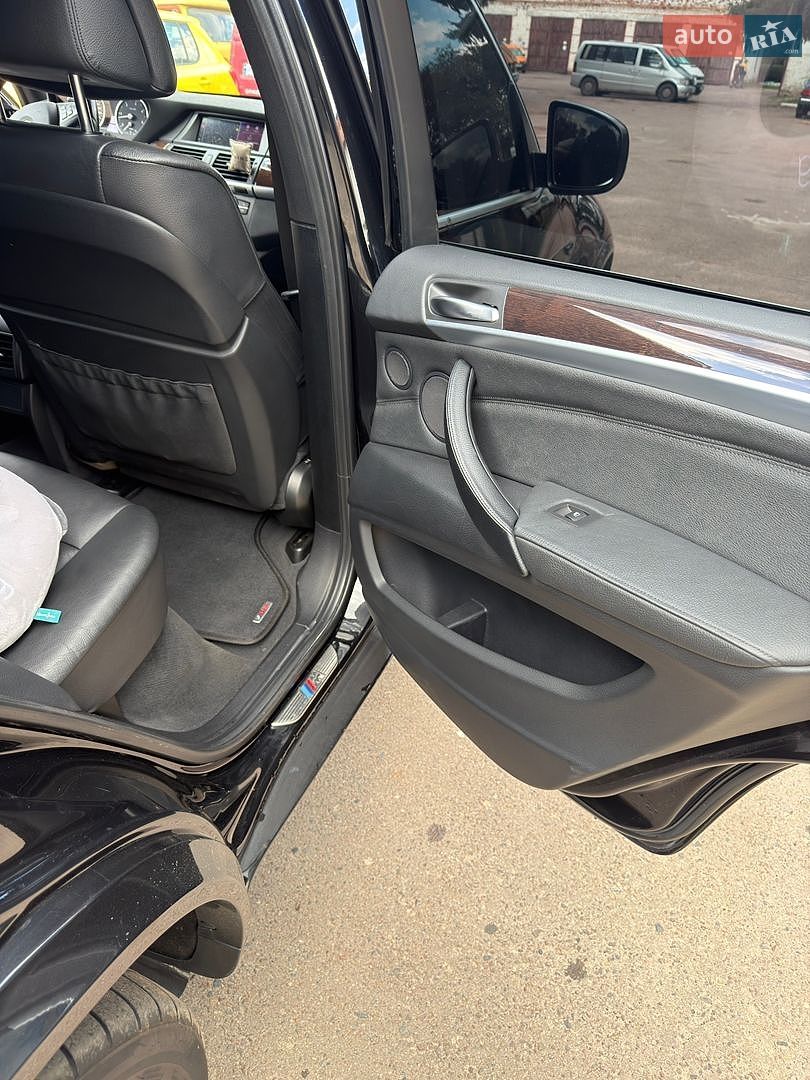 BMW X5 2012 VIN WBAZW41060L844423 фото оголошення 19 з 26