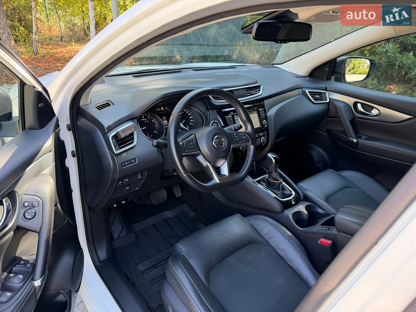 Nissan Qashqai 2019 VIN SJNFBNJ11U2745058 фото оголошення 29 з 57