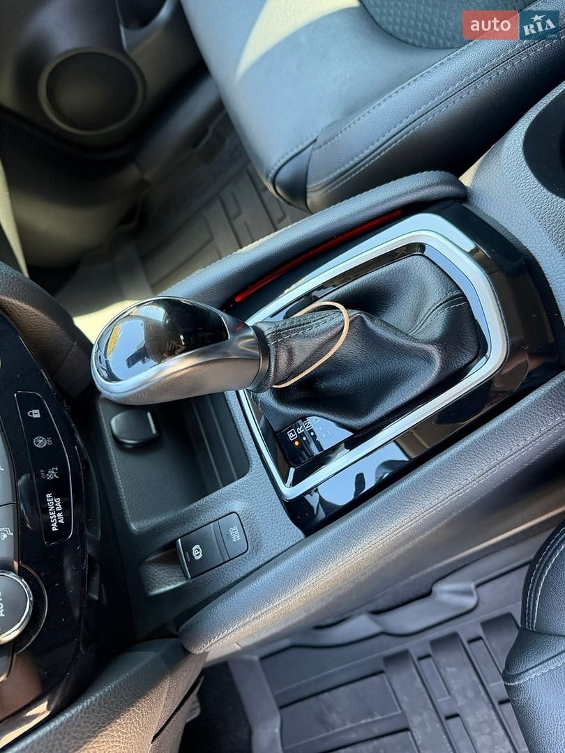 Nissan Qashqai 2019 VIN SJNFBNJ11U2745058 фото оголошення 43 з 57