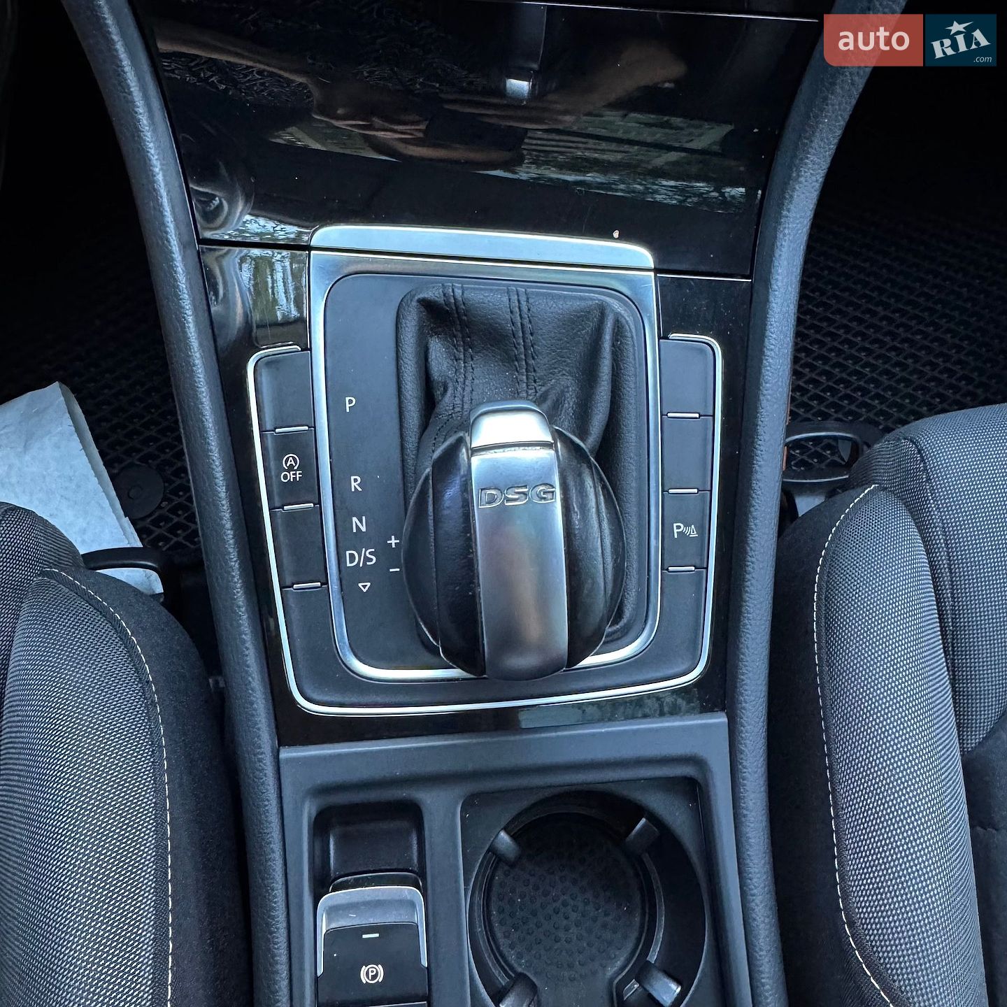 Volkswagen Golf 2016 VIN WVWZZZAUZHP551079 фото оголошення 25 з 63