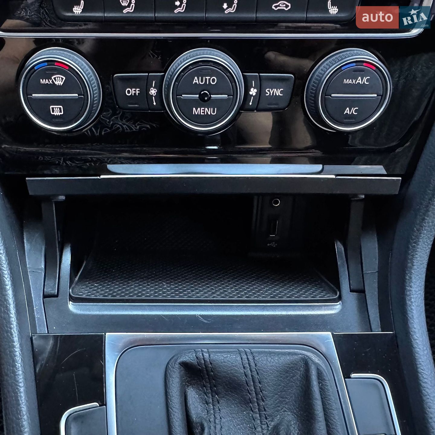 Volkswagen Golf 2016 VIN WVWZZZAUZHP551079 фото оголошення 23 з 63