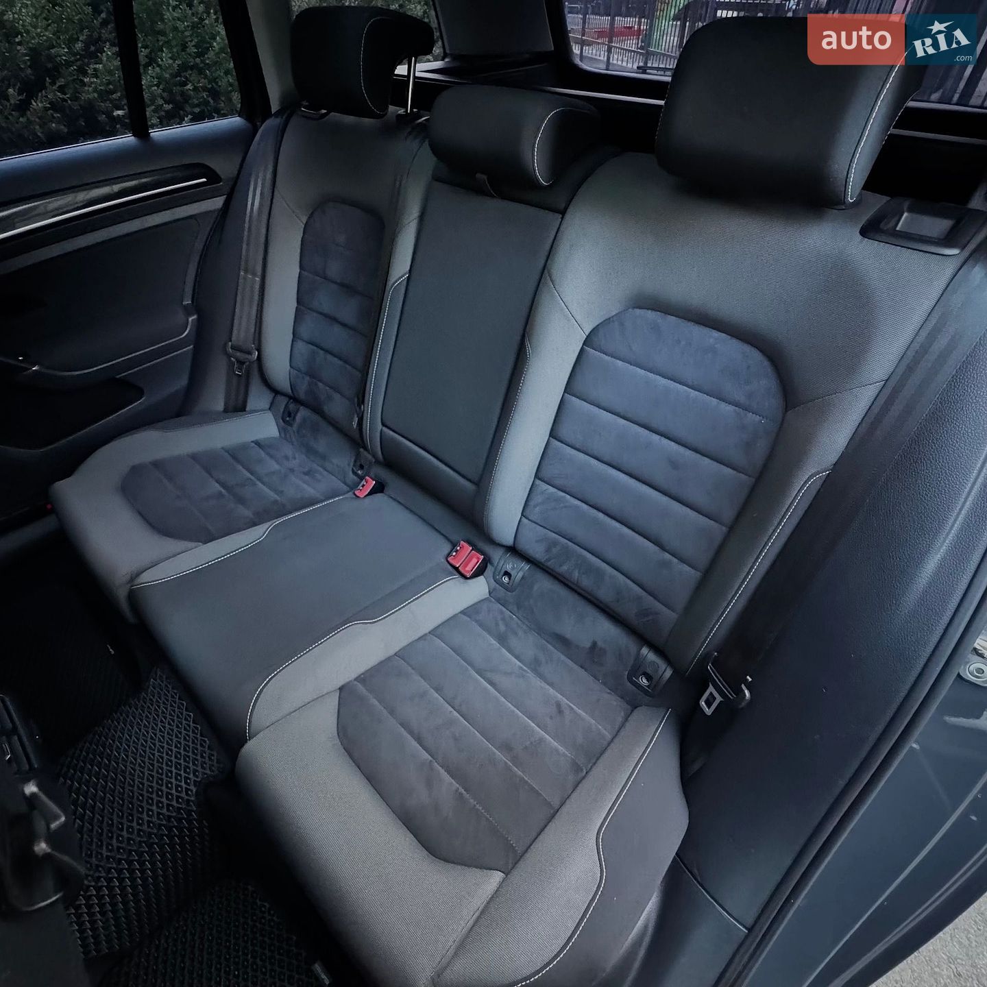 Volkswagen Golf 2016 VIN WVWZZZAUZHP551079 фото оголошення 35 з 63