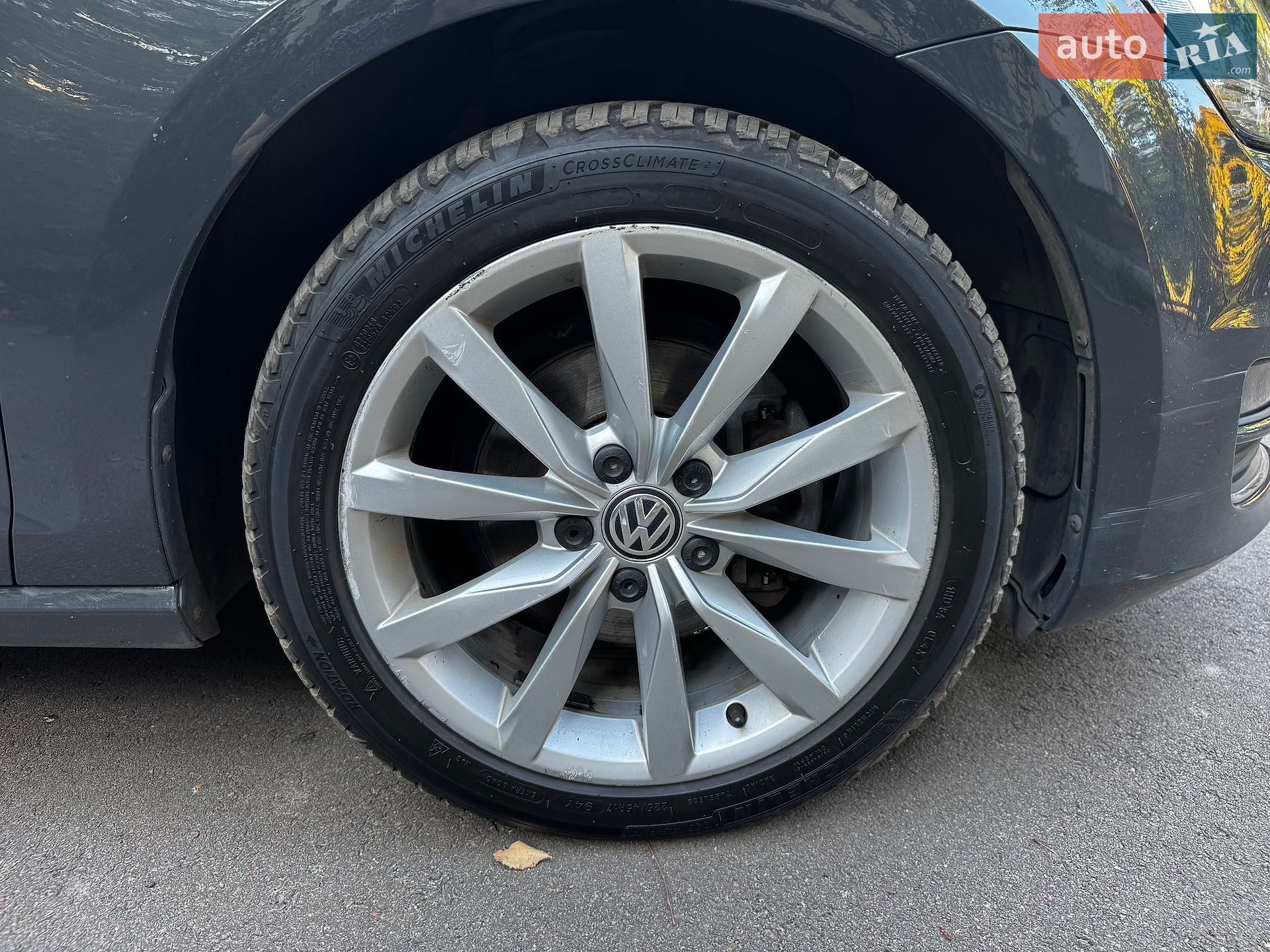 Volkswagen Golf 2016 VIN WVWZZZAUZHP551079 фото оголошення 39 з 63