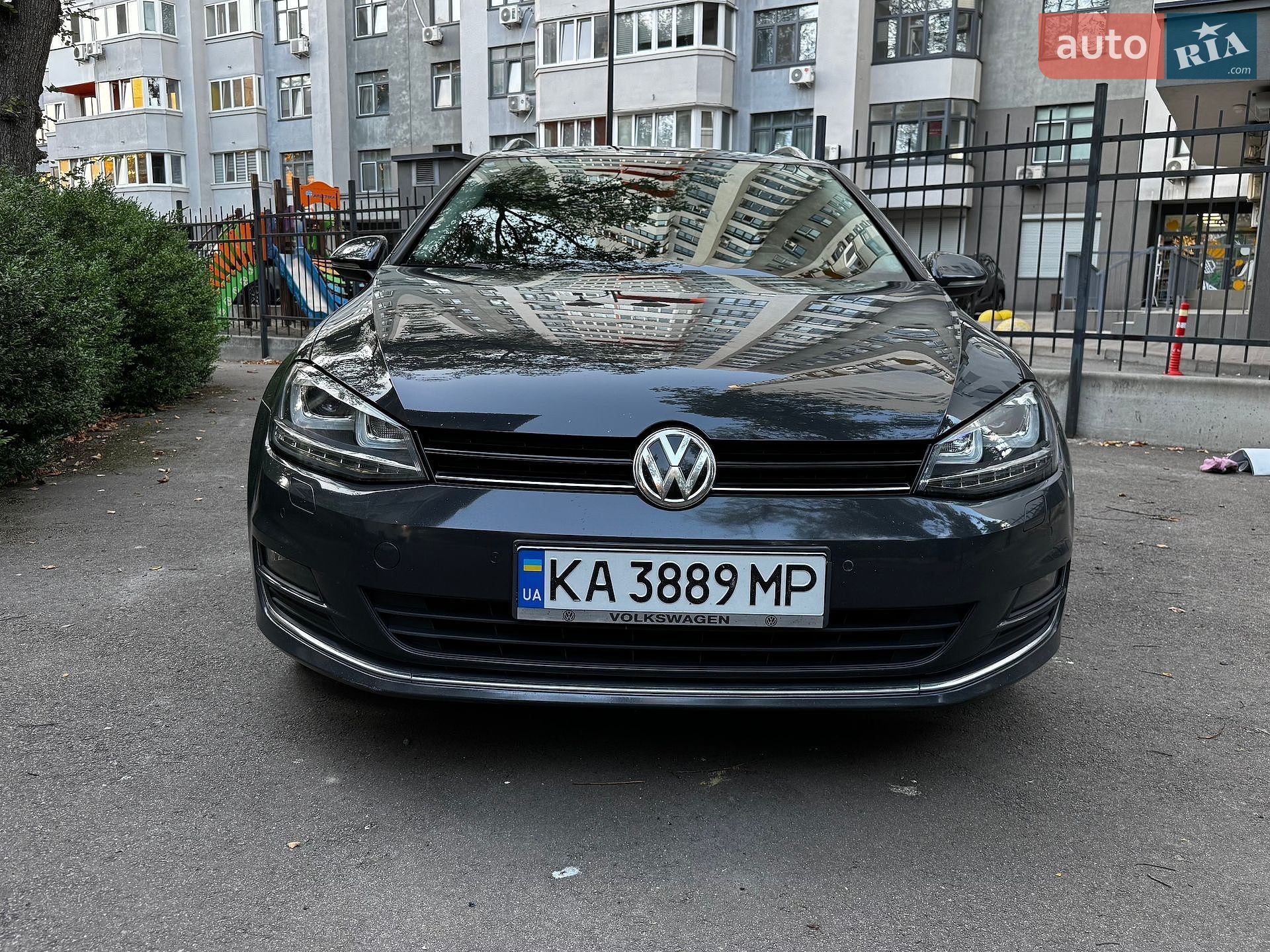 Volkswagen Golf 2016 VIN WVWZZZAUZHP551079 фото оголошення 4 з 63