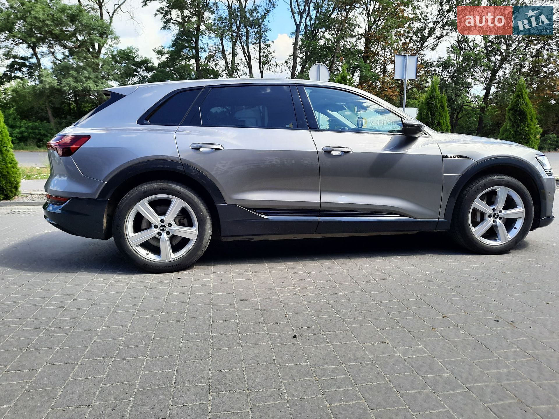 Audi e-tron 2021 VIN WAUZZZGE8MB043009 фото оголошення 18 з 83