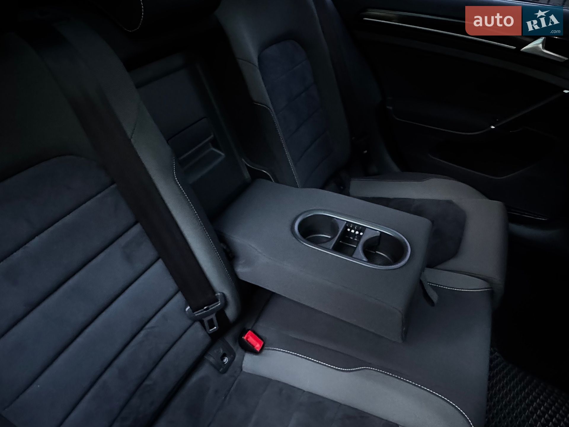 Volkswagen Golf 2016 VIN WVWZZZAUZHP551079 фото оголошення 58 з 63