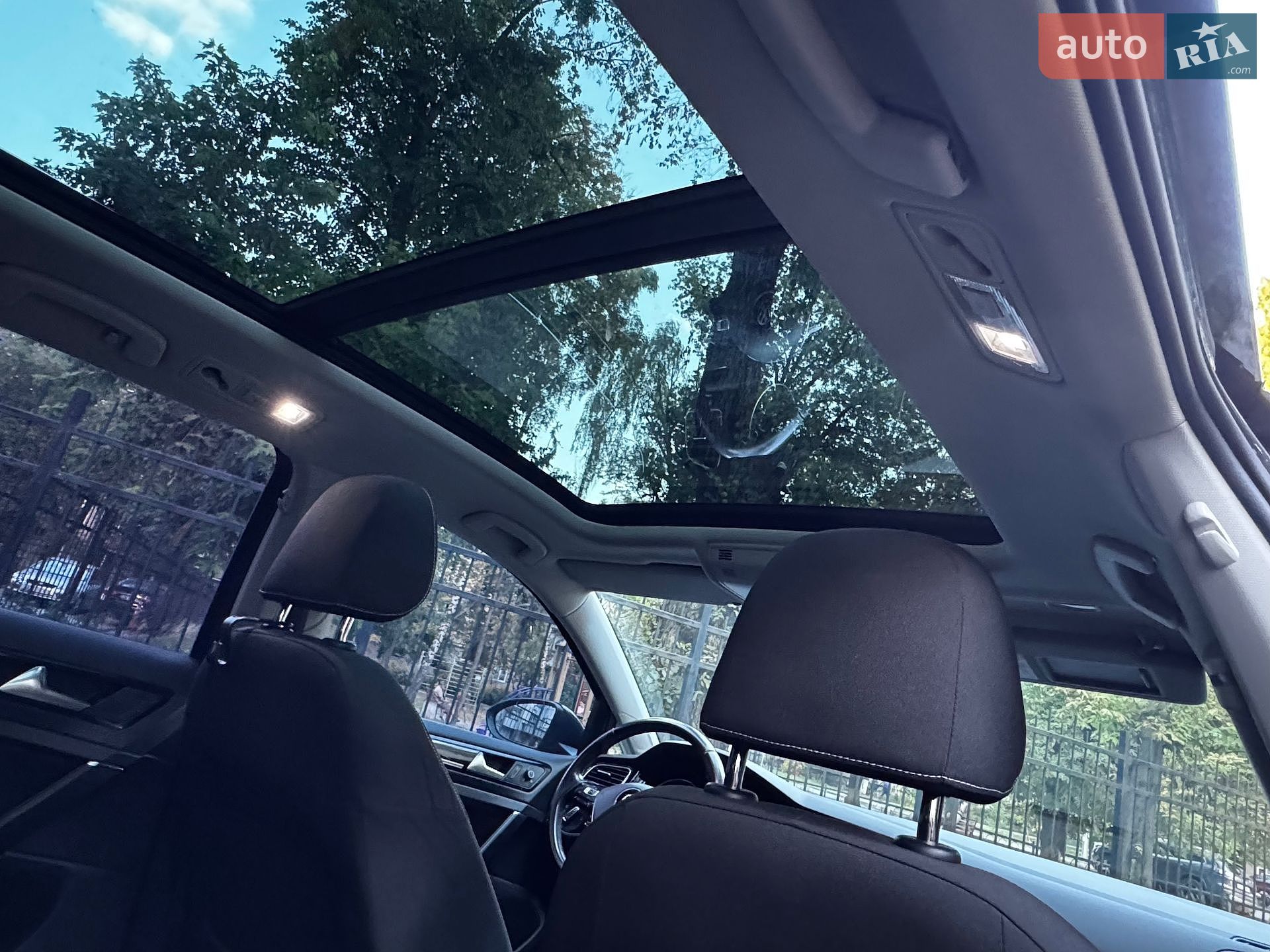 Volkswagen Golf 2016 VIN WVWZZZAUZHP551079 фото оголошення 57 з 63