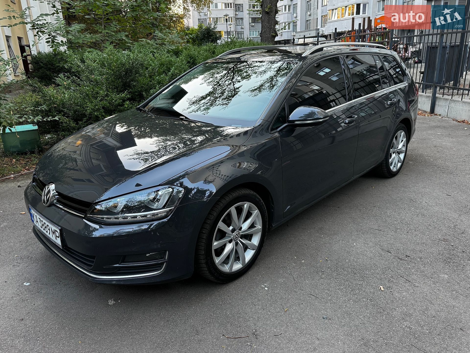 Volkswagen Golf 2016 VIN WVWZZZAUZHP551079 фото оголошення 6 з 63