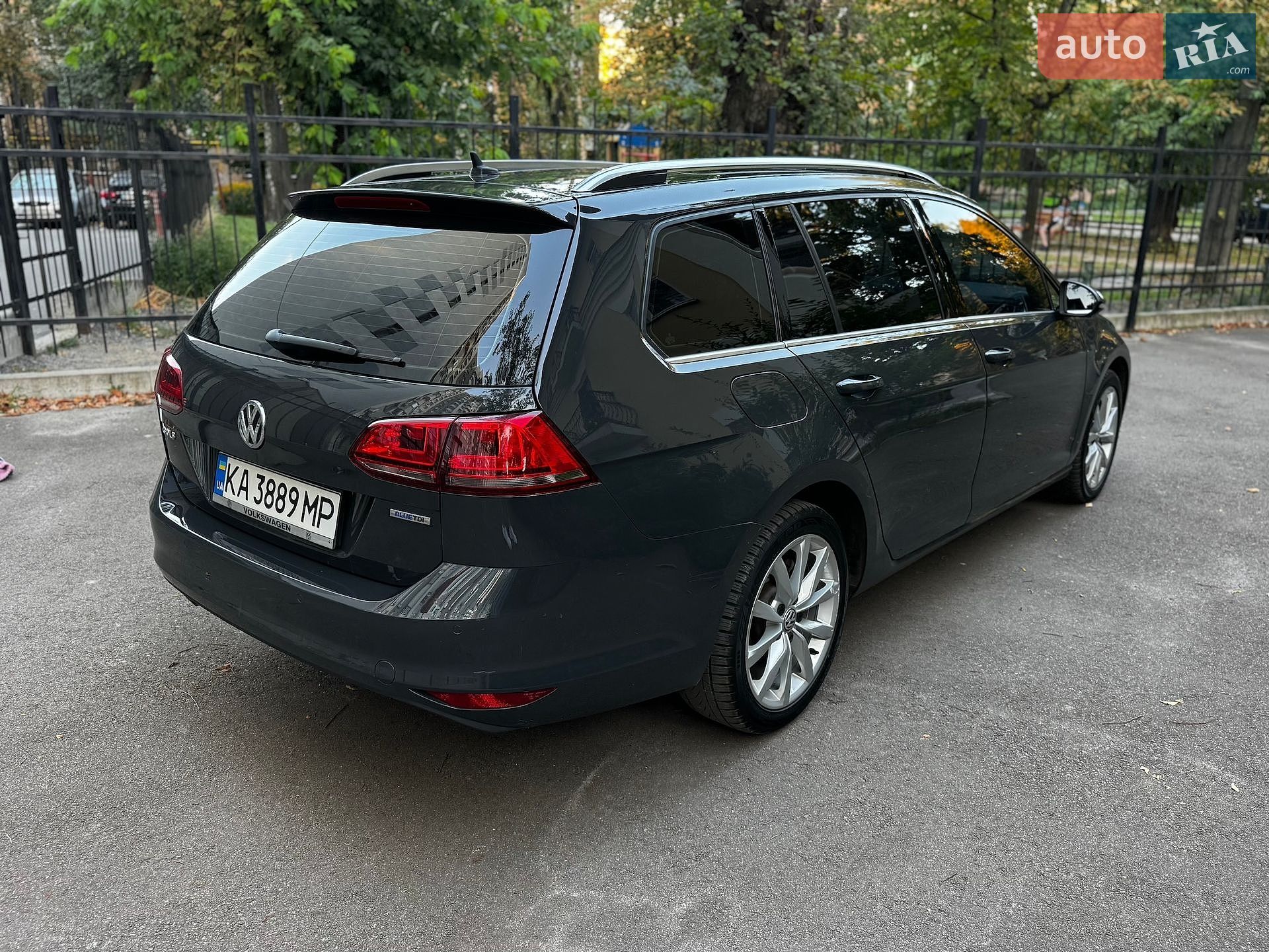 Volkswagen Golf 2016 VIN WVWZZZAUZHP551079 фото оголошення 11 з 63