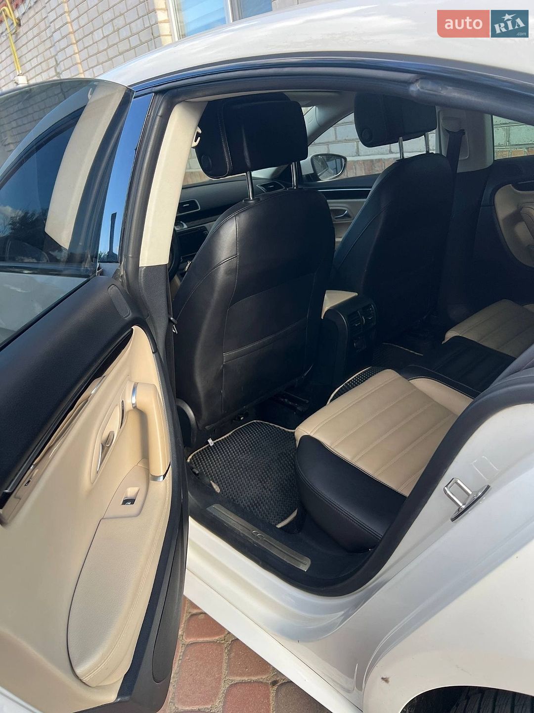 Volkswagen CC / Passat CC 2013 VIN WVWRN7AN9EE504567 фото оголошення 4 з 10
