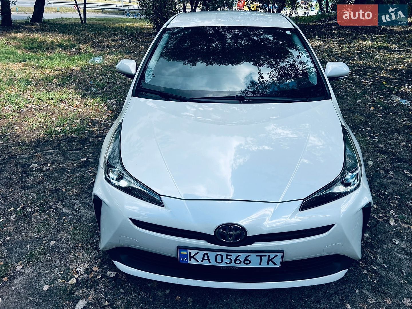 Toyota Prius Prime 2016 VIN JTDKARFP5H3002304 фото оголошення 17 з 32