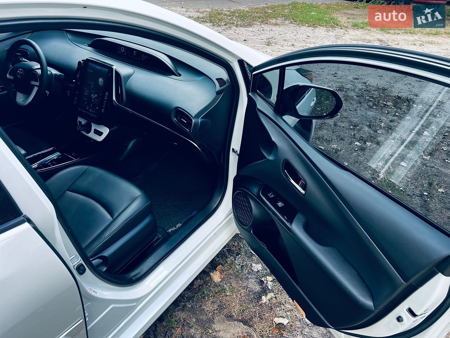 Toyota Prius Prime 2016 VIN JTDKARFP5H3002304 фото оголошення 22 з 32