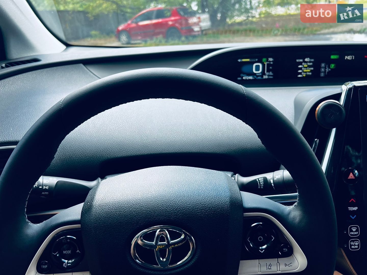 Toyota Prius Prime 2016 VIN JTDKARFP5H3002304 фото оголошення 28 з 32